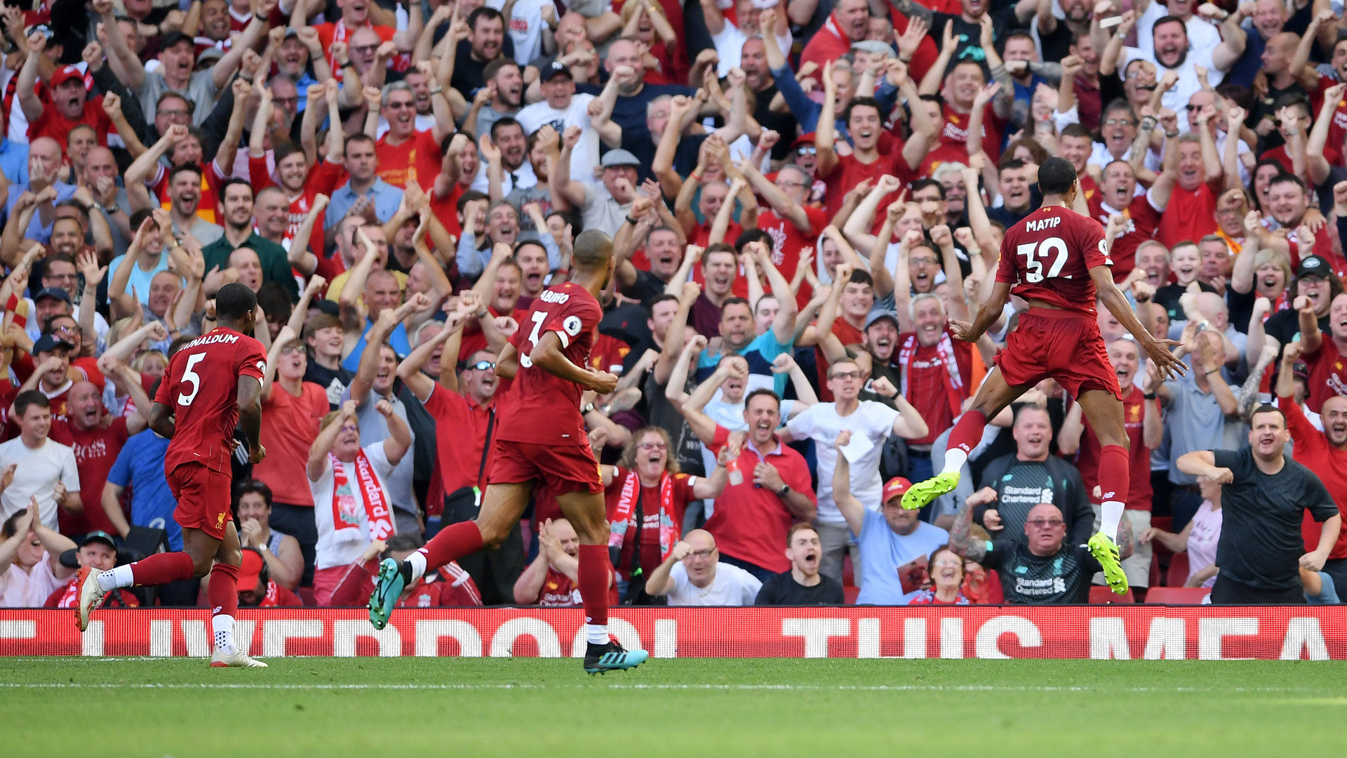 B队首轮失 B队首轮失