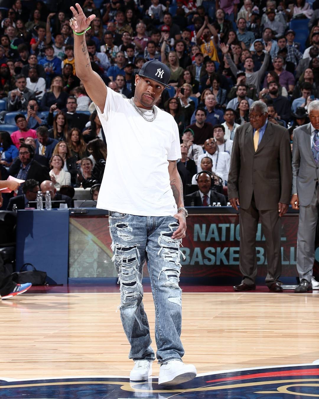 分成比例决 分成比例决